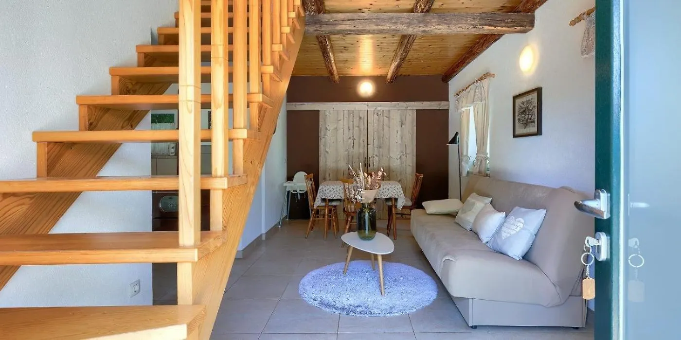 Holiday Home Ana Kanfanar