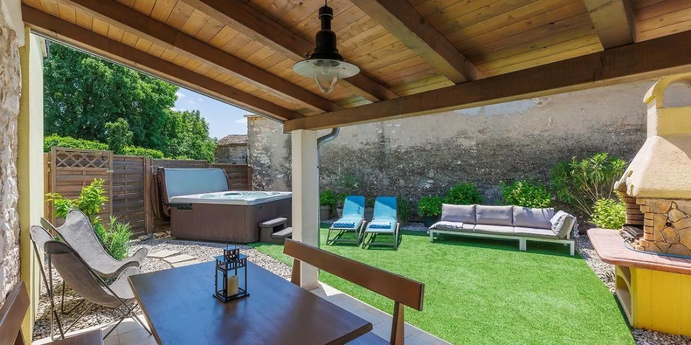 Holiday Home Ana Kanfanar
