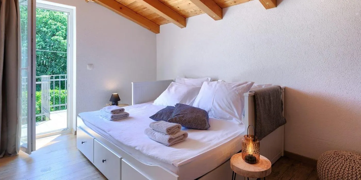 Holiday Home Ana Kanfanar Croatia