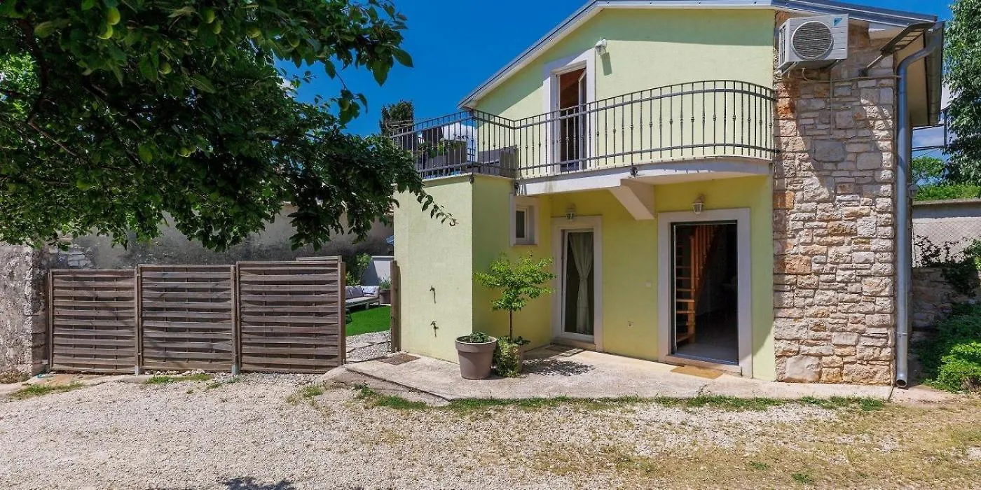 Holiday Home Ana Kanfanar Croatia